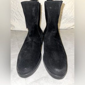 EMANUELE CRASTO Made in Italy Chelsea Boots - Suede (For Women)
Item #2KHWU